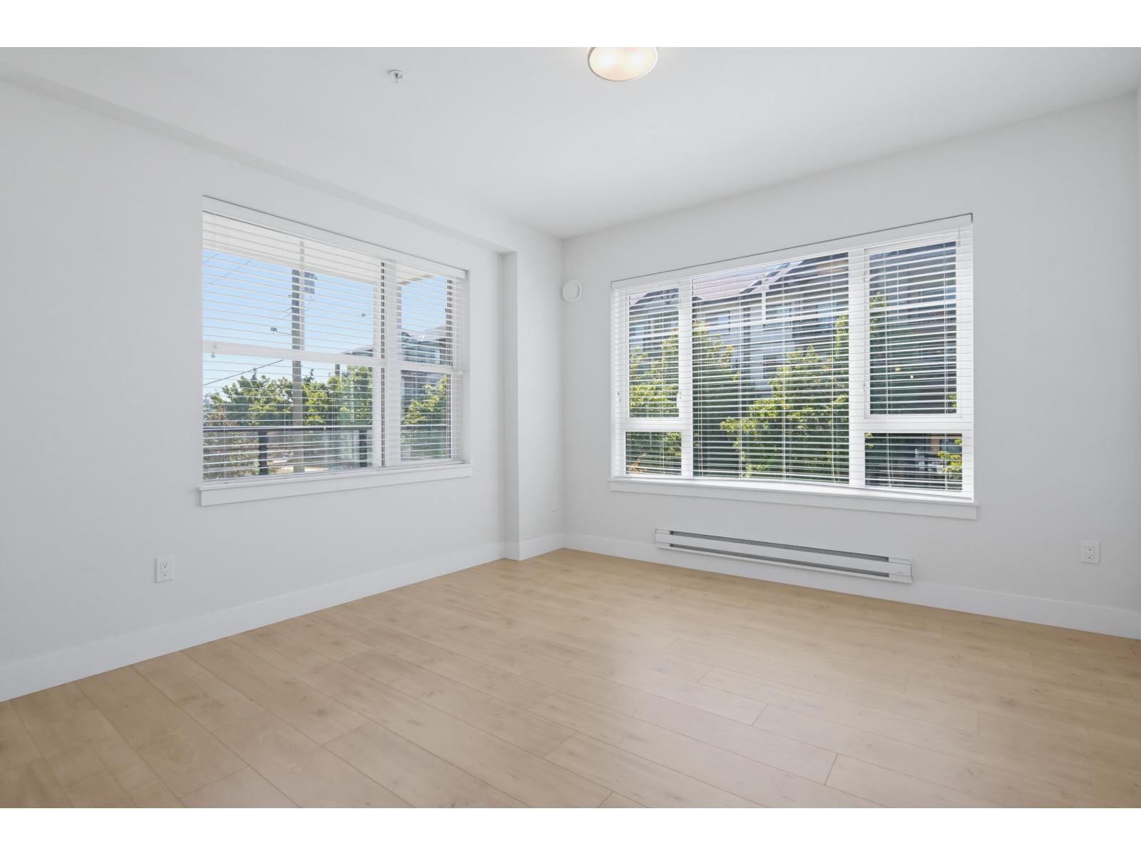 202 22136 49 AVENUE, Langley