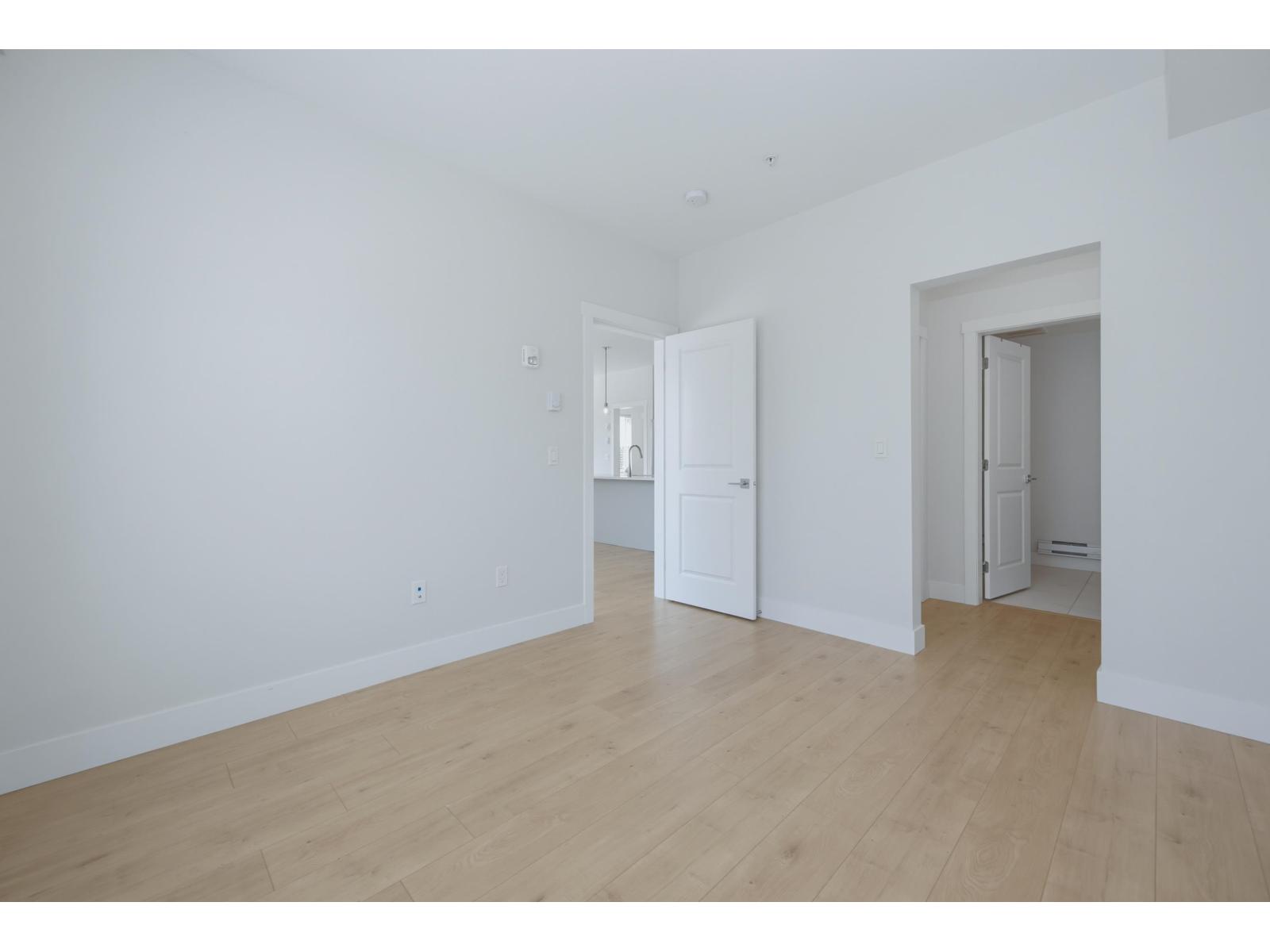 202 22136 49 AVENUE, Langley