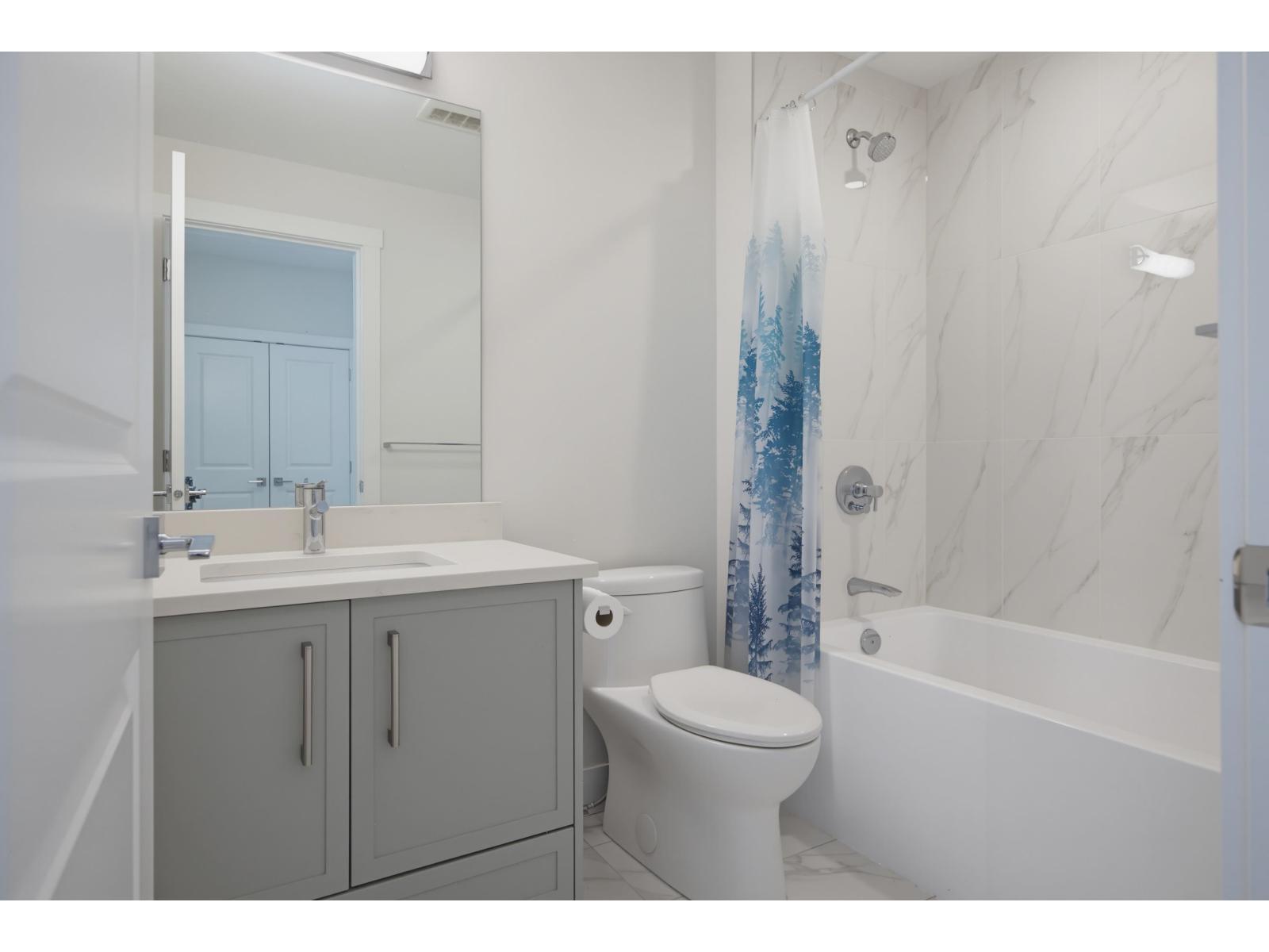 202 22136 49 AVENUE, Langley