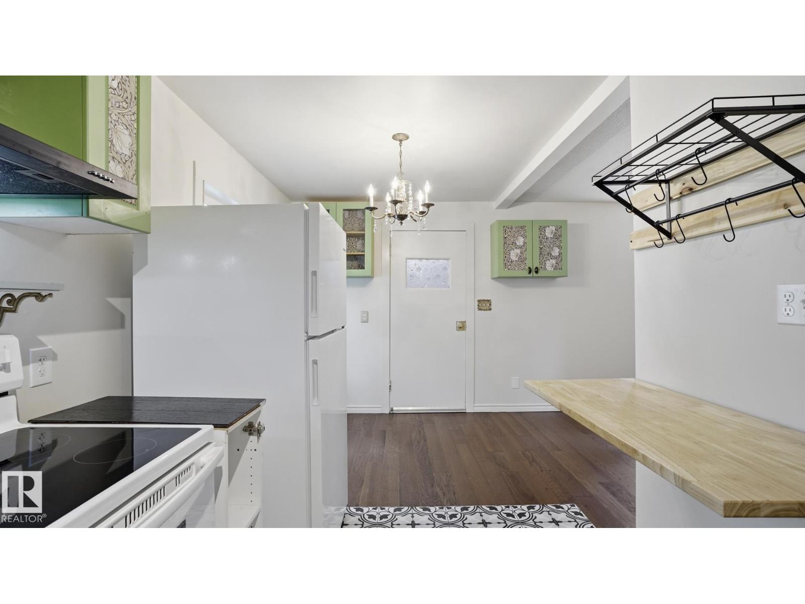 11617 84 ST NW - 11