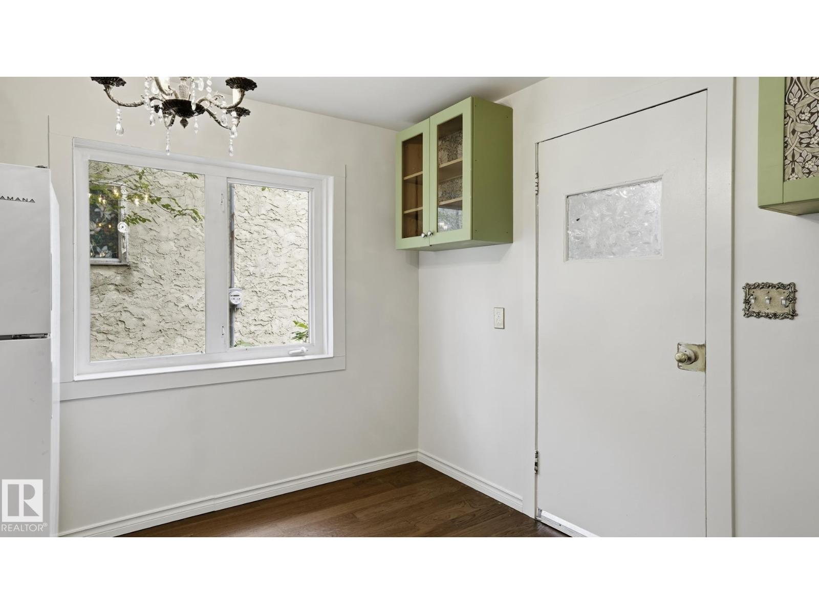 11617 84 ST NW - 12