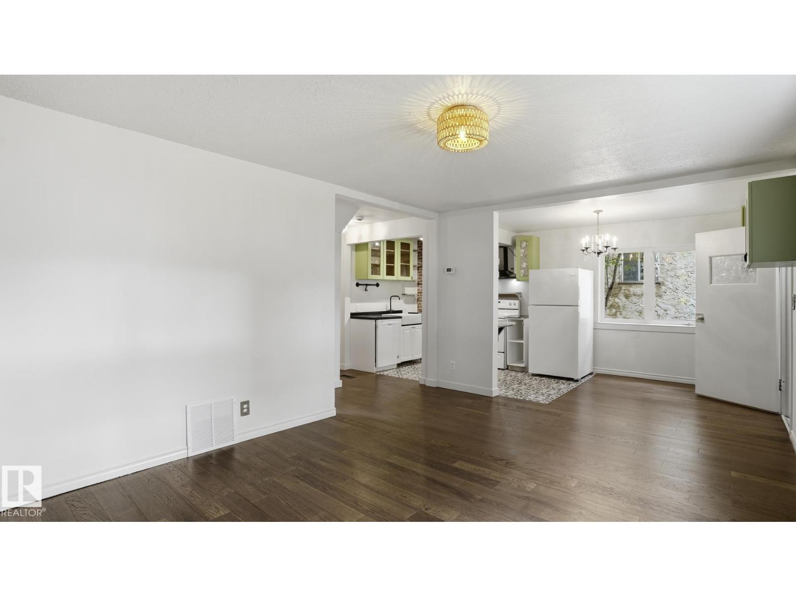 11617 84 ST NW - 18