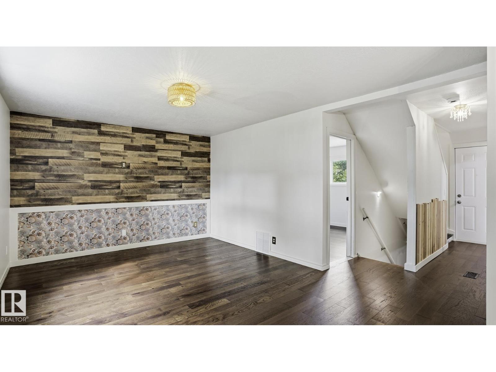 11617 84 ST NW - 19