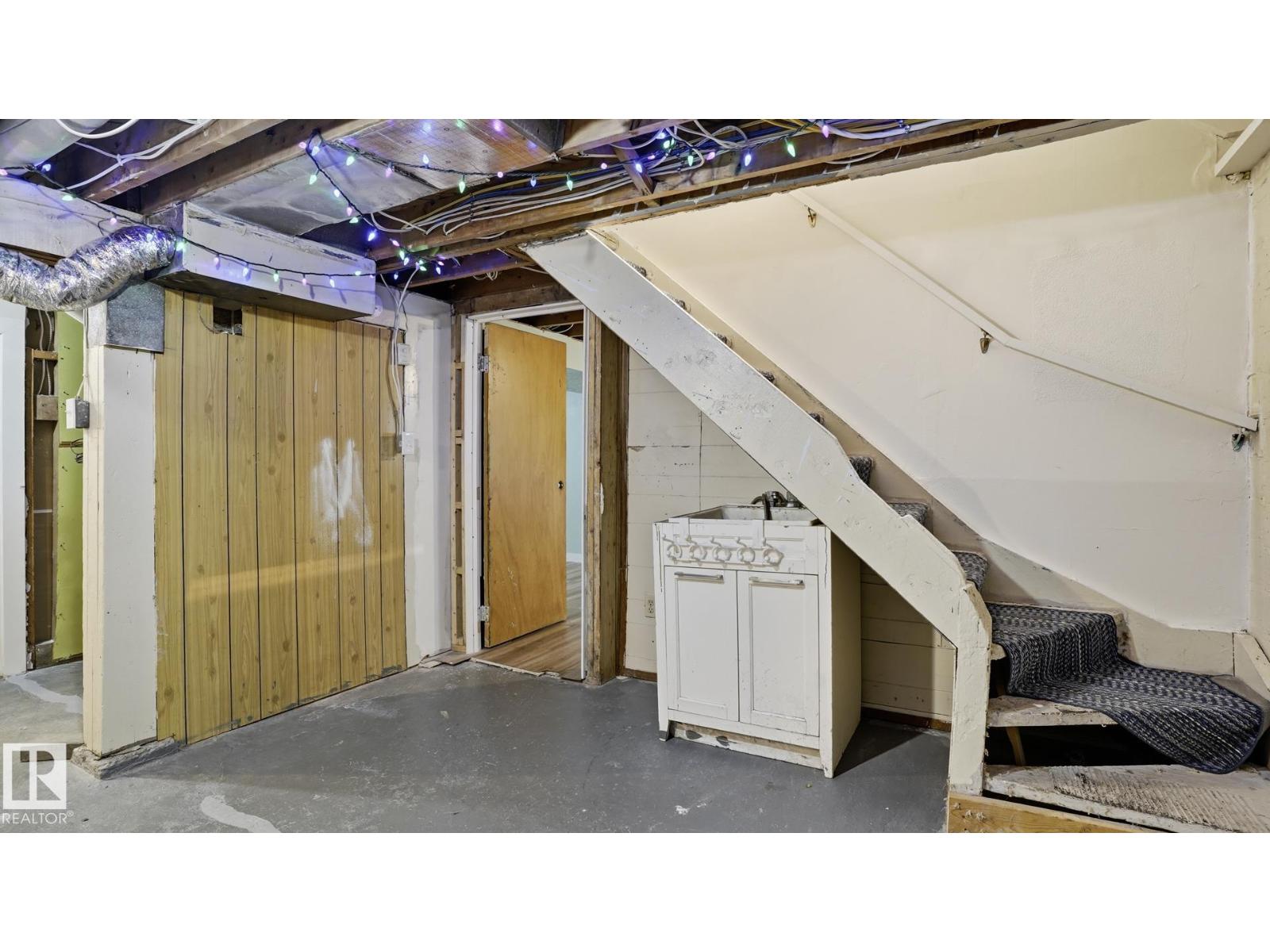 11617 84 ST NW - 25