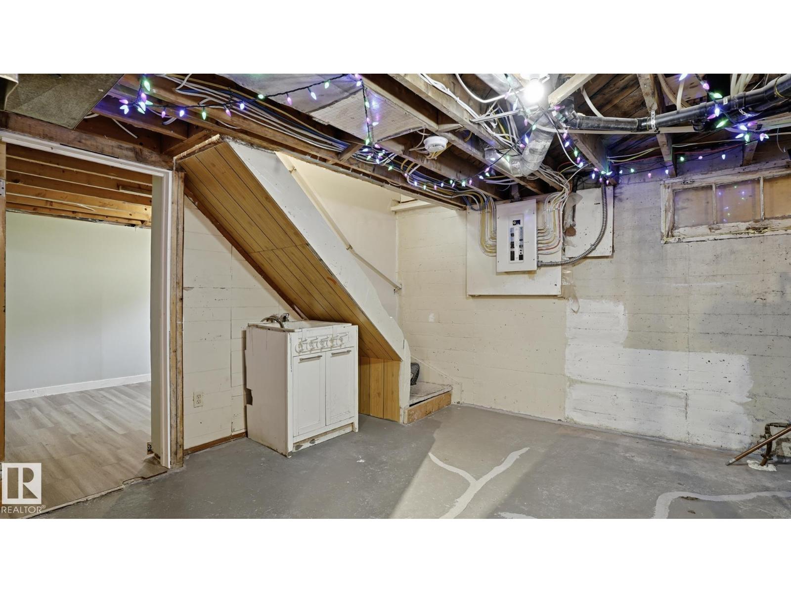 11617 84 ST NW - 27
