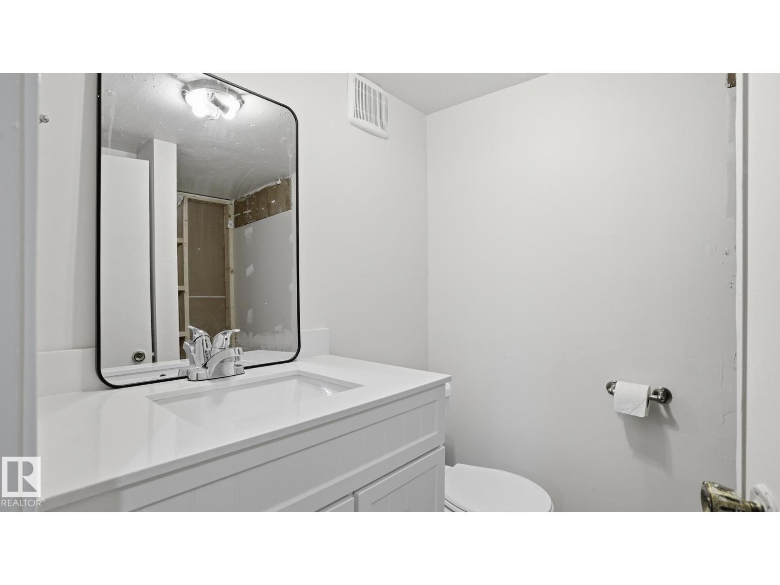11617 84 ST NW - 33