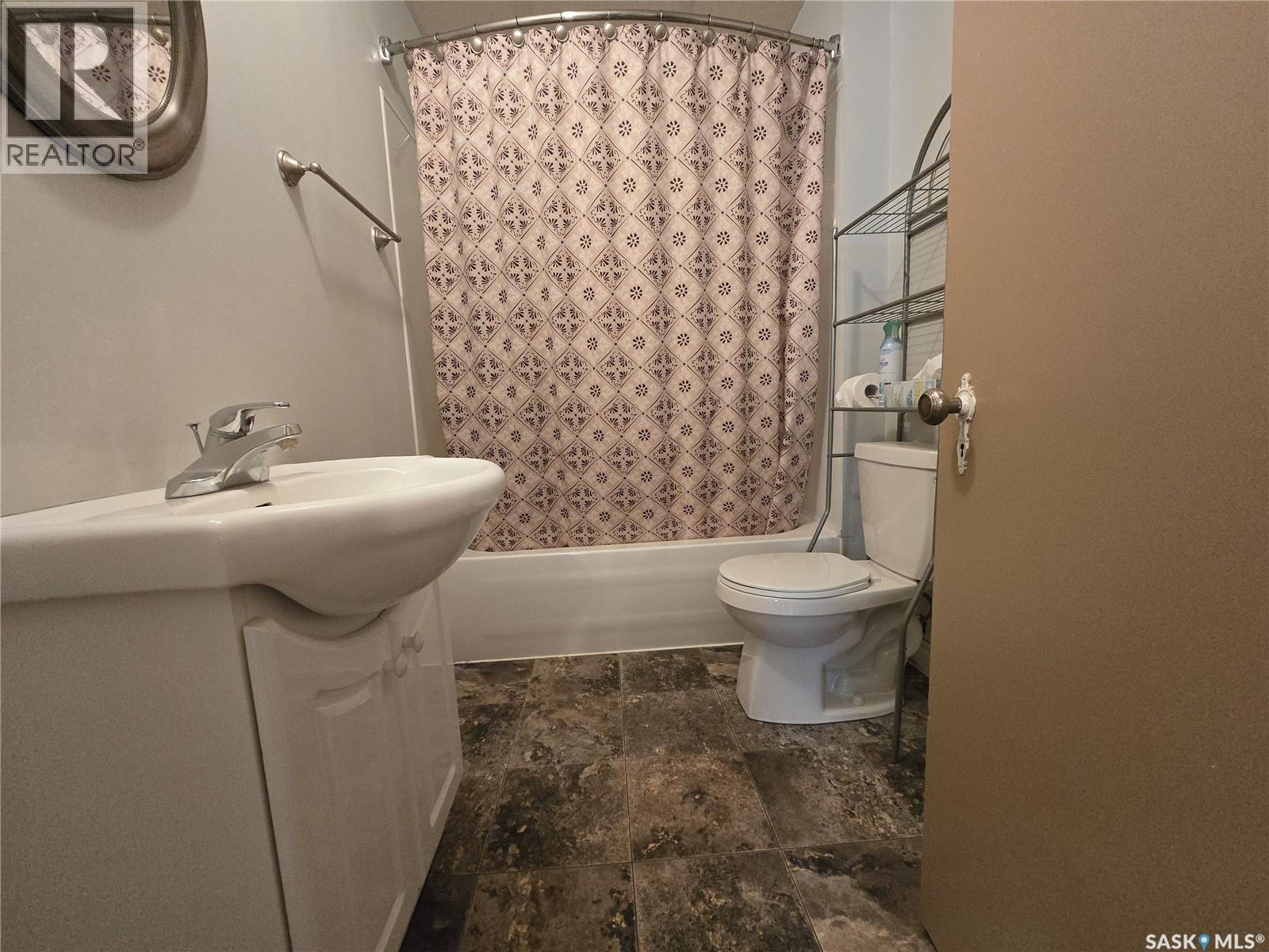 223 9TH STREET - 12