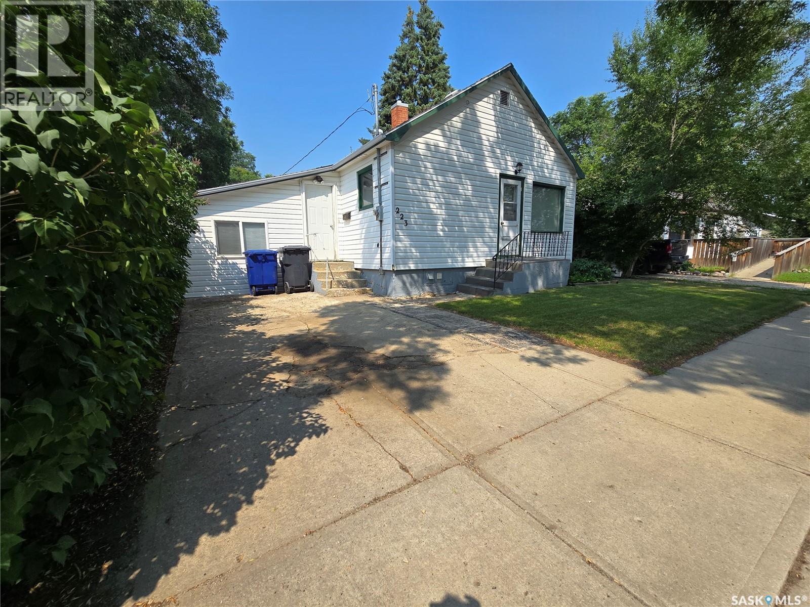 223 9TH STREET - 2