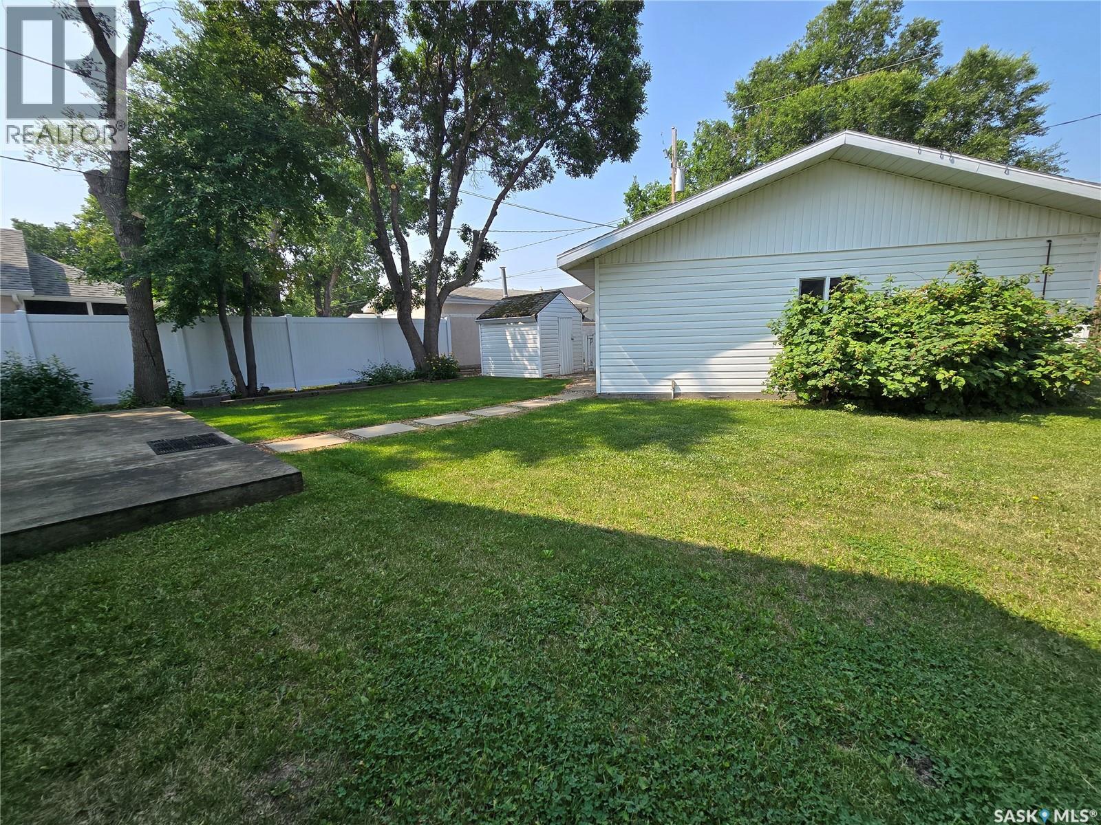 223 9TH STREET - 20