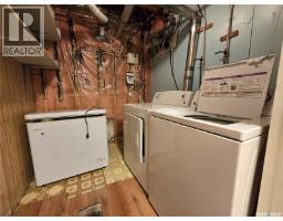 223 9th Street, Weyburn, SK S4H1E9 Photo 15
