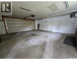 223 9th Street, Weyburn, SK S4H1E9 Photo 17
