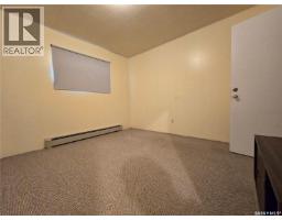 Laundry room - 223 9th Street, Weyburn, SK S4H1E9 Photo 8