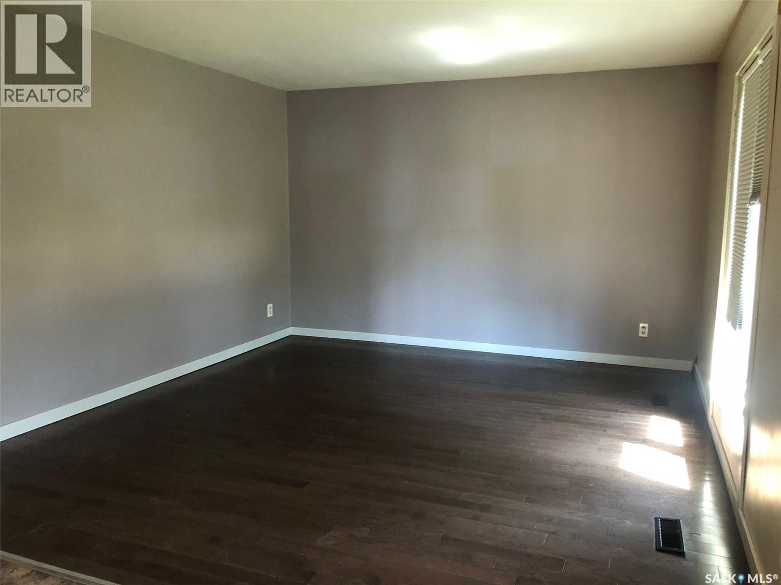 303 6th AVENUE - 30