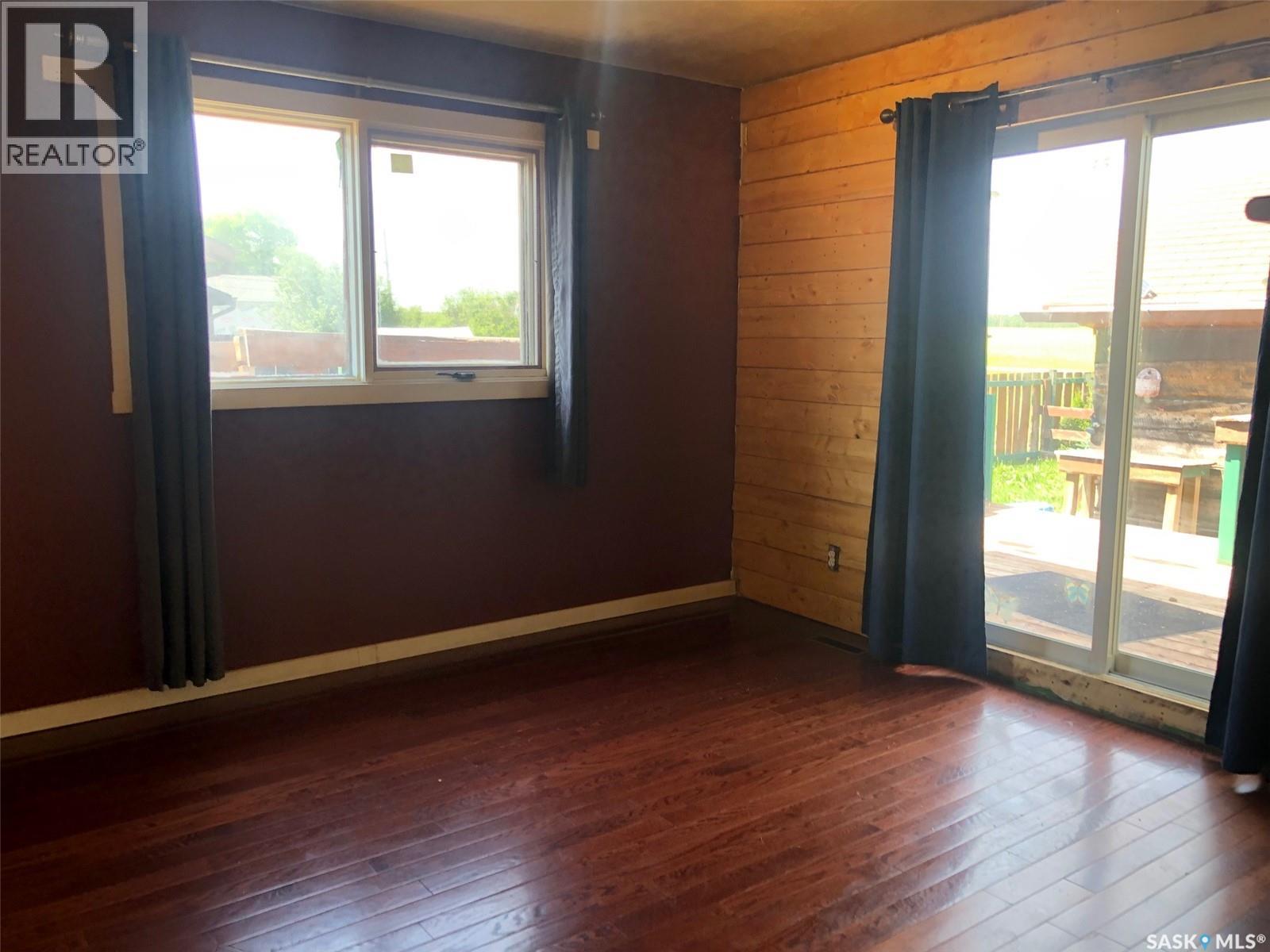 303 6th AVENUE - 31