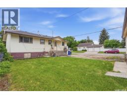 1701 C Avenue N, Saskatoon, SK S7L1L6 Photo 42