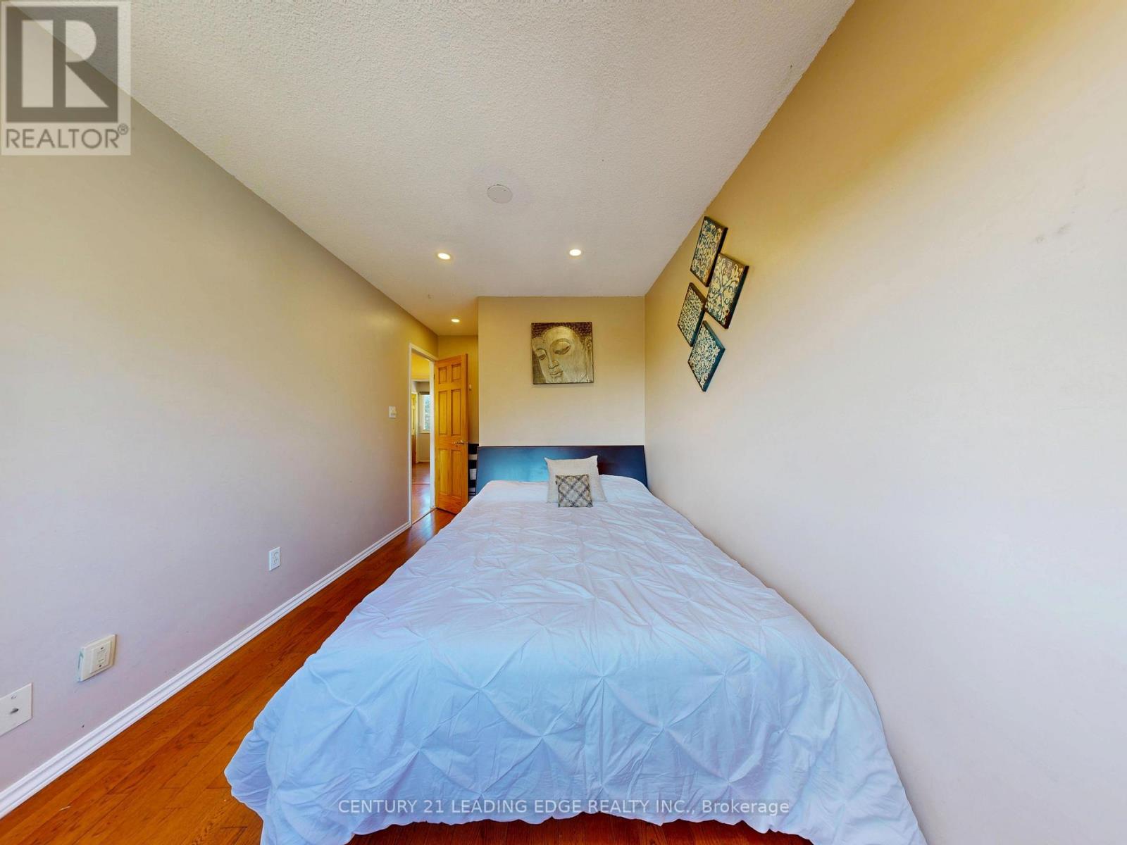 #64 2651 AQUITAINE AVENUE - 41