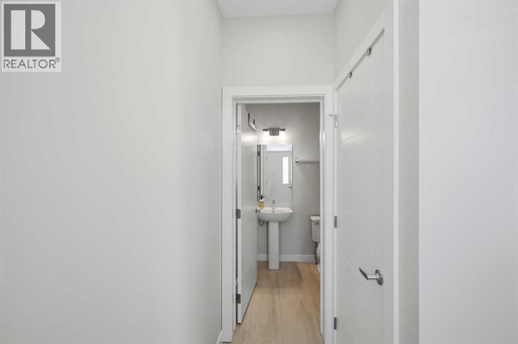 138 Homestead Boulevard NE - 21