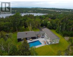 53 Lawrence Pond Road thumbnail 5