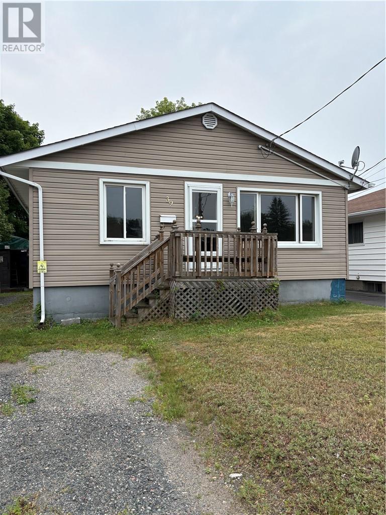 39 Oakwood Avenue - 19
