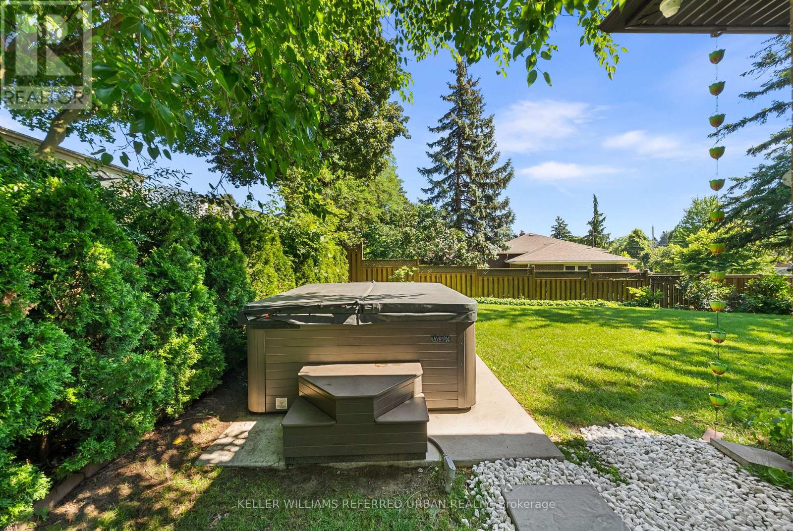 115 BONNYVIEW DRIVE - 44