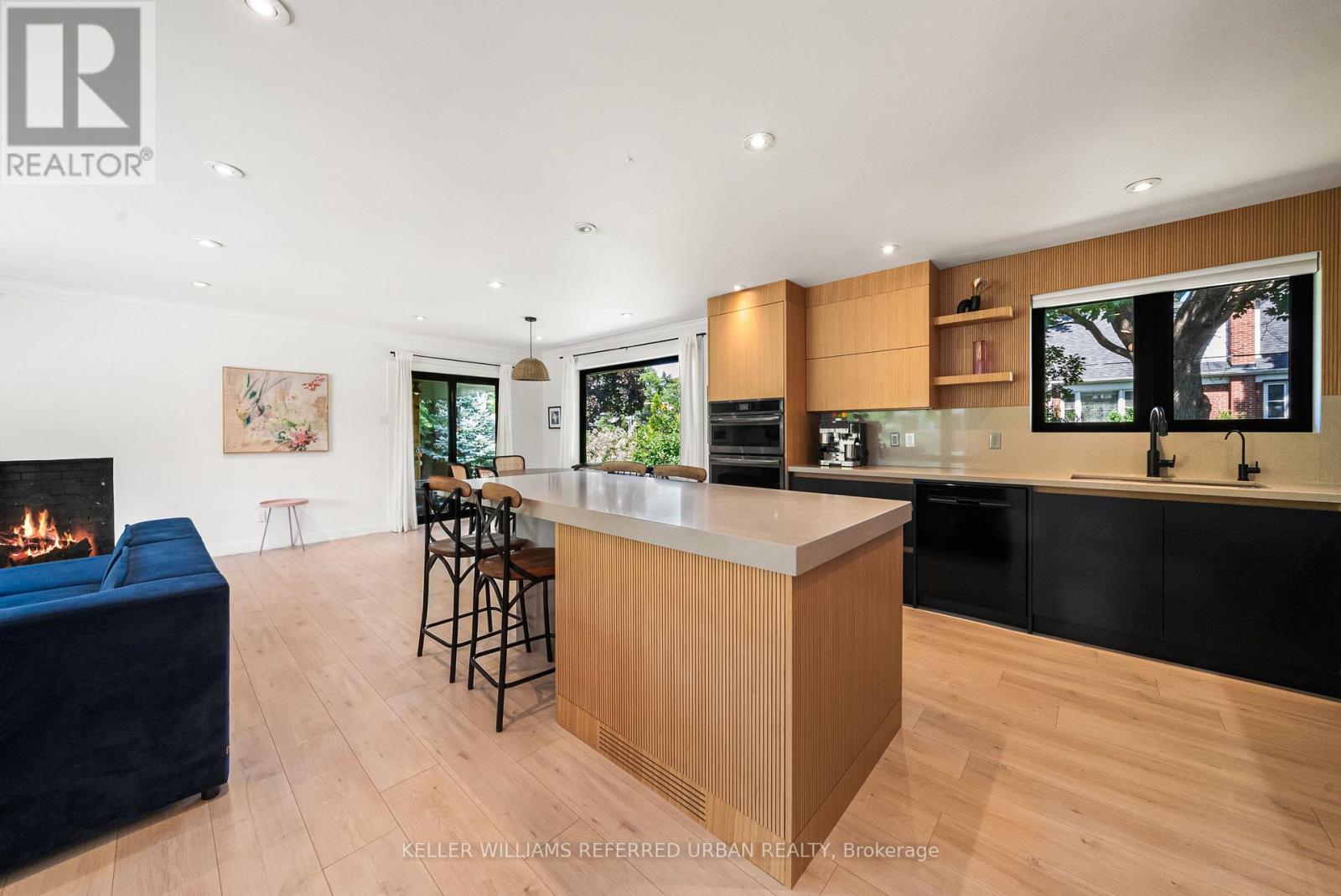 115 BONNYVIEW DRIVE - 14