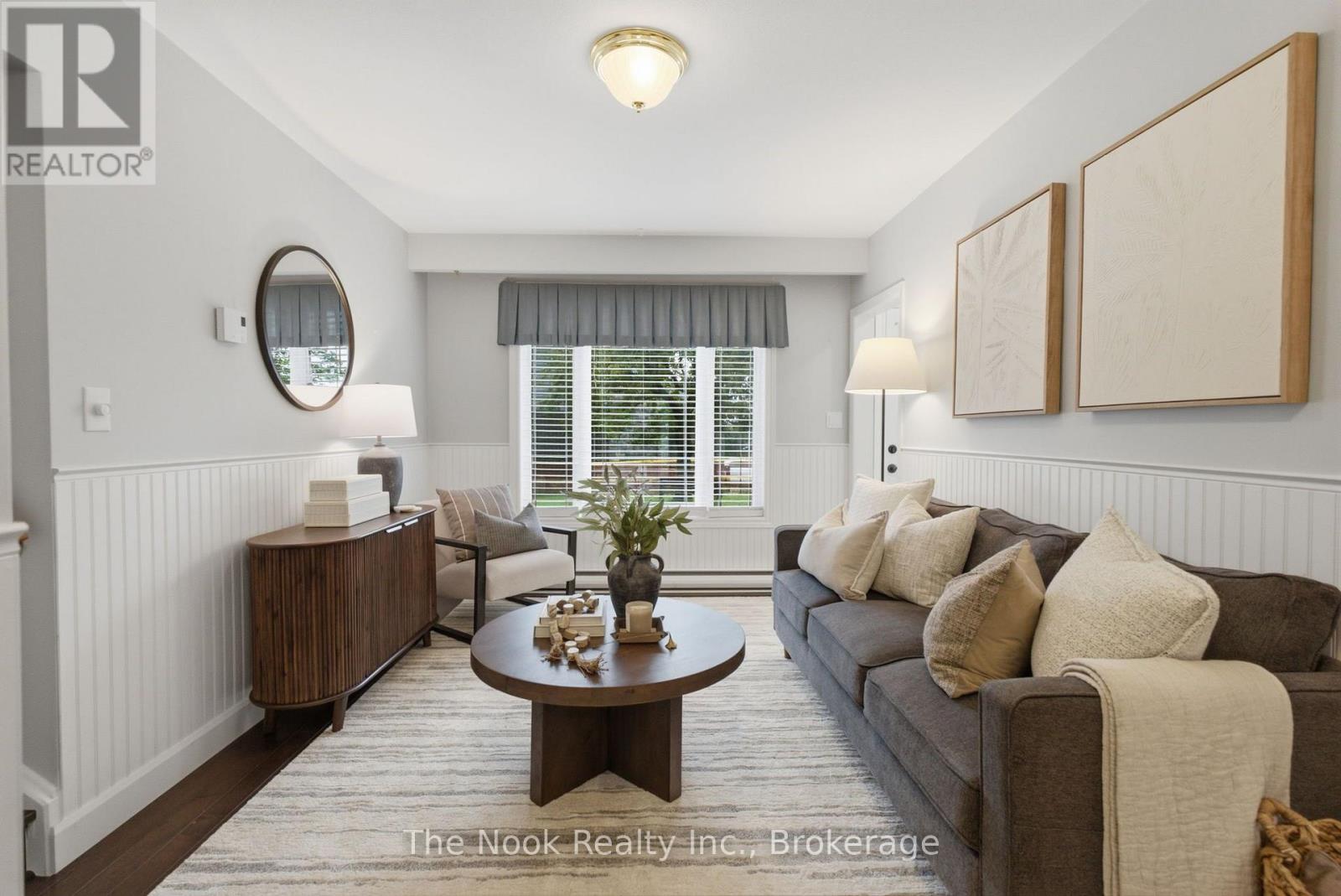 40 KEEWATIN STREET S - 11