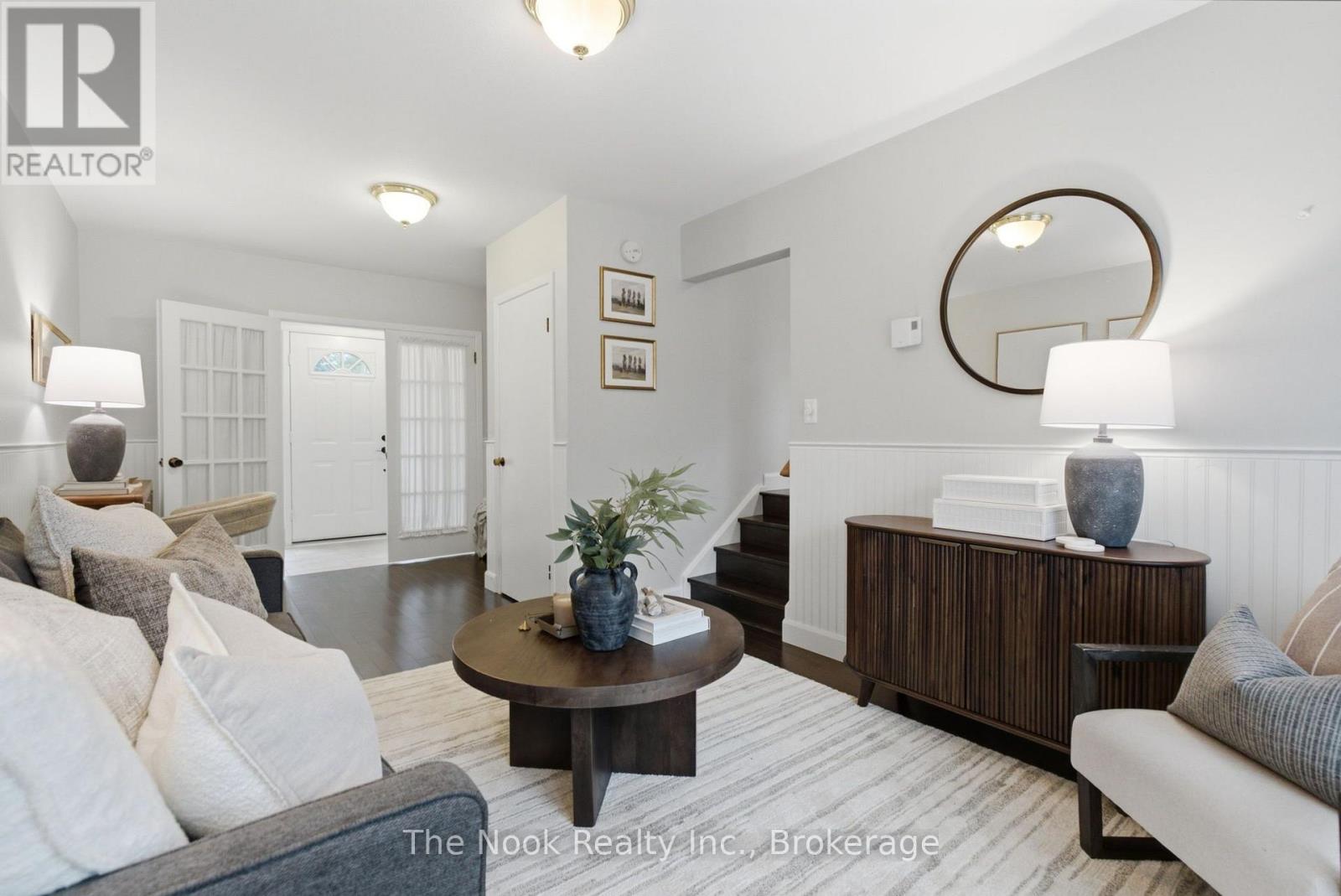40 KEEWATIN STREET S - 13