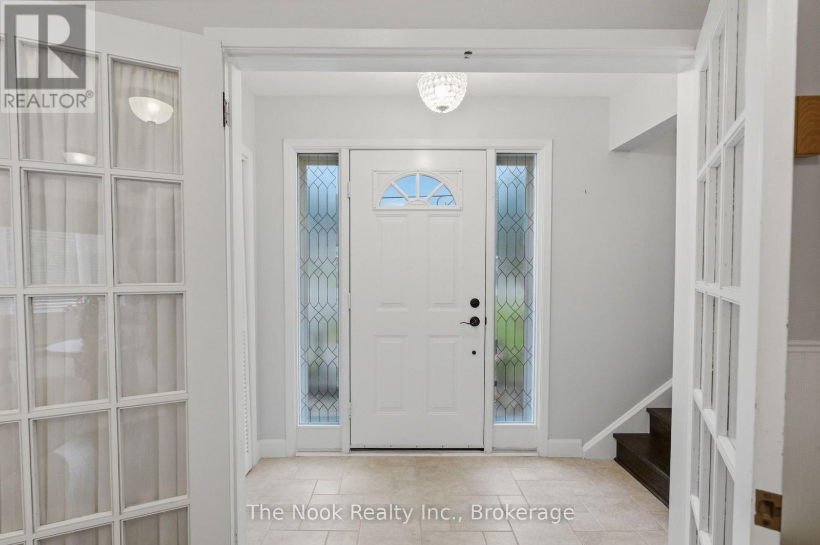 40 KEEWATIN STREET S - 5