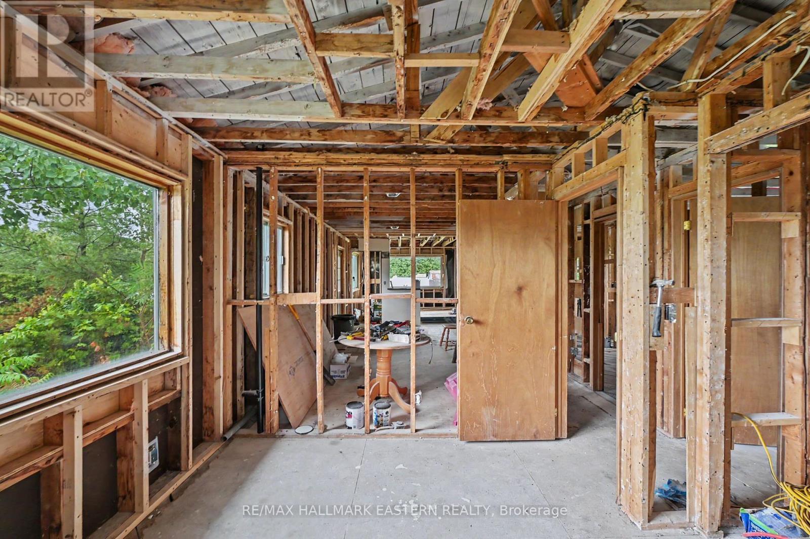 2260 BUCKHORN ROAD - 18