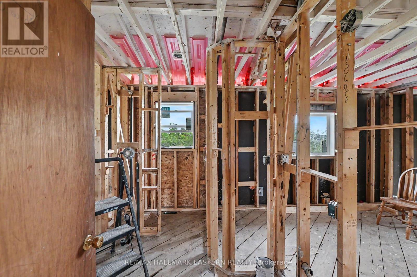 2260 BUCKHORN ROAD - 19