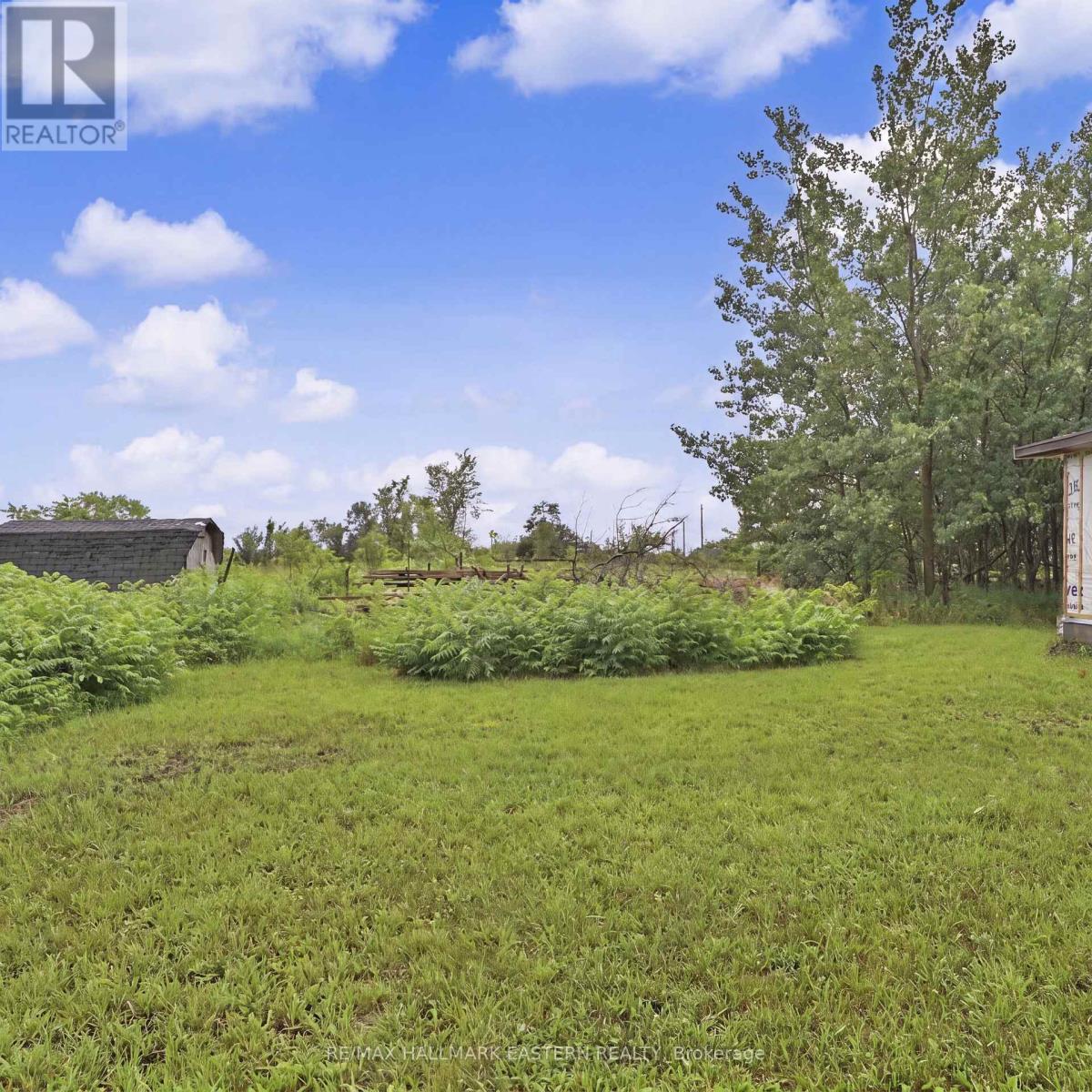 2260 BUCKHORN ROAD - 35