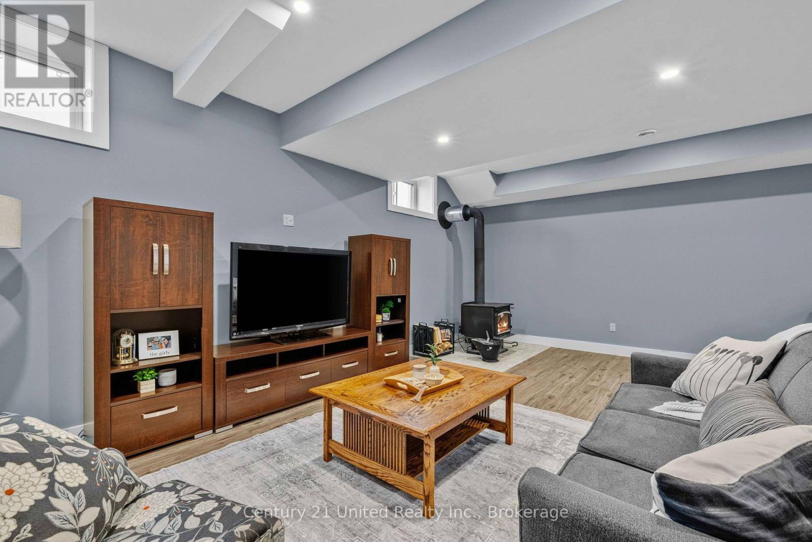 947 PAYNE LINE - 34