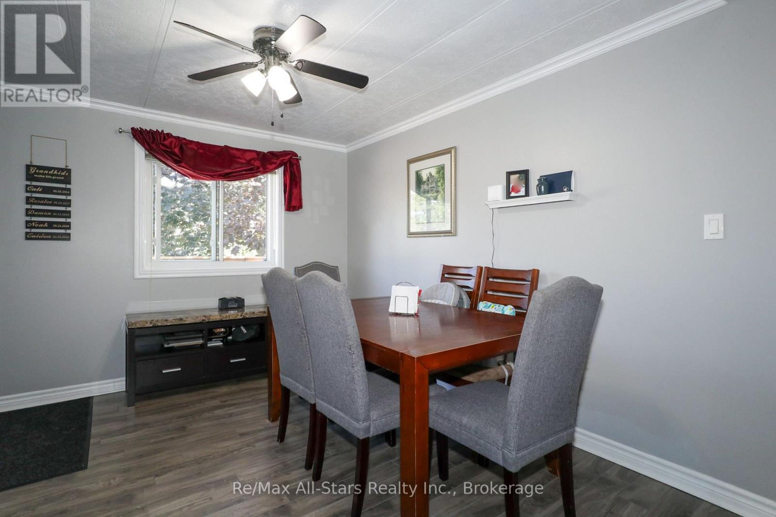 7 CEDAR STREET - 5
