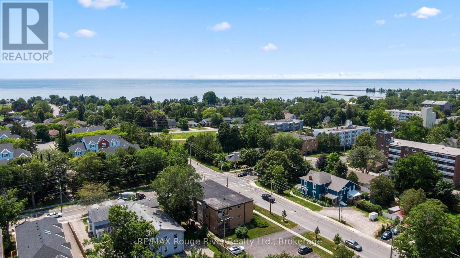 #11 242 DARCY STREET - 30
