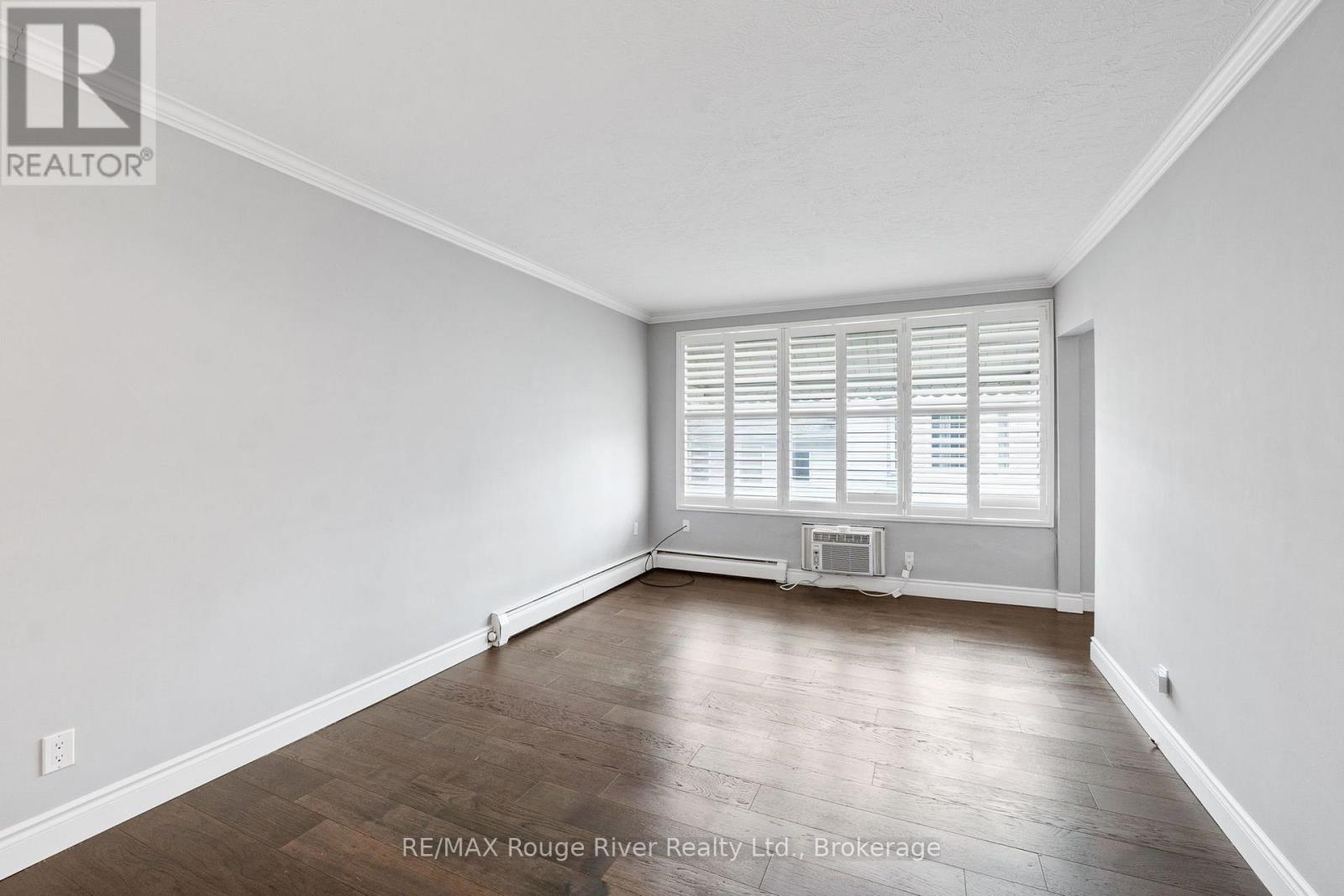 #11 242 DARCY STREET - 8