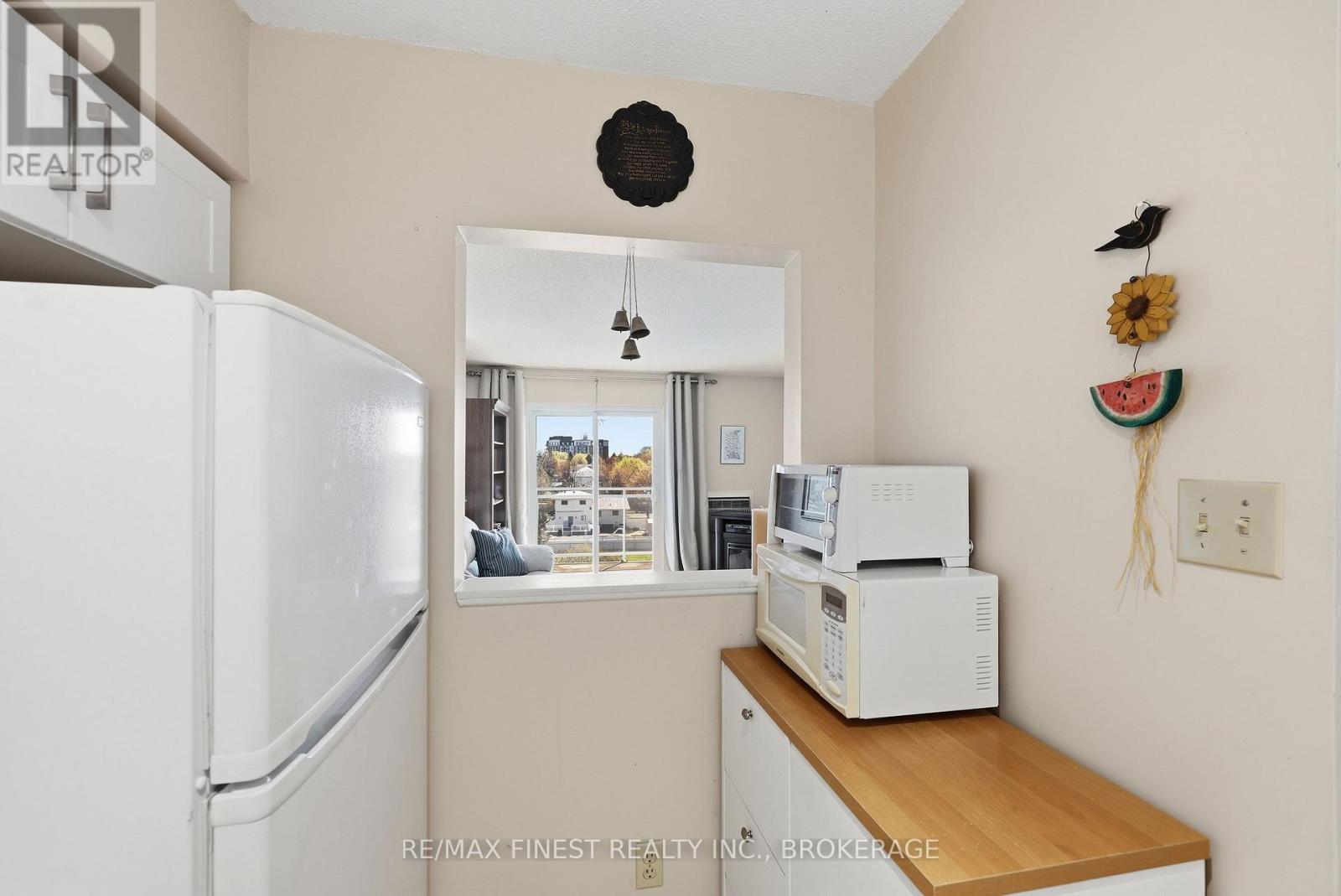 #610 745 DAVIS DRIVE - 15