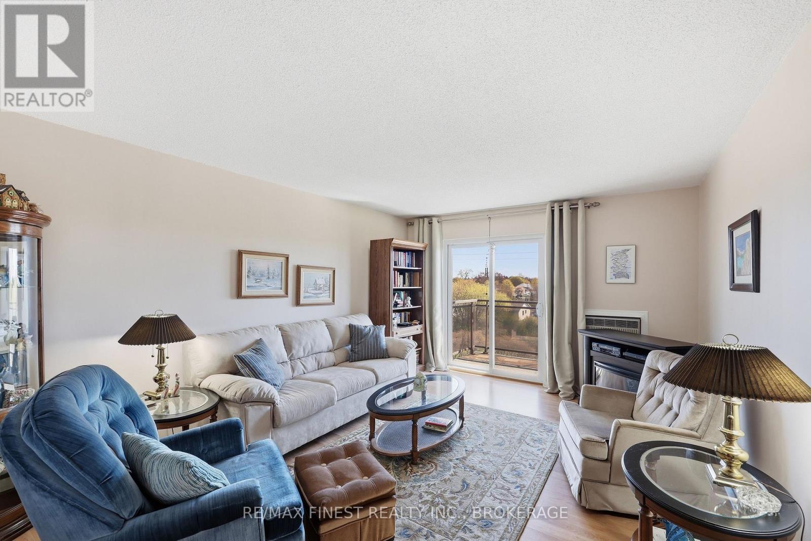 #610 745 DAVIS DRIVE - 17