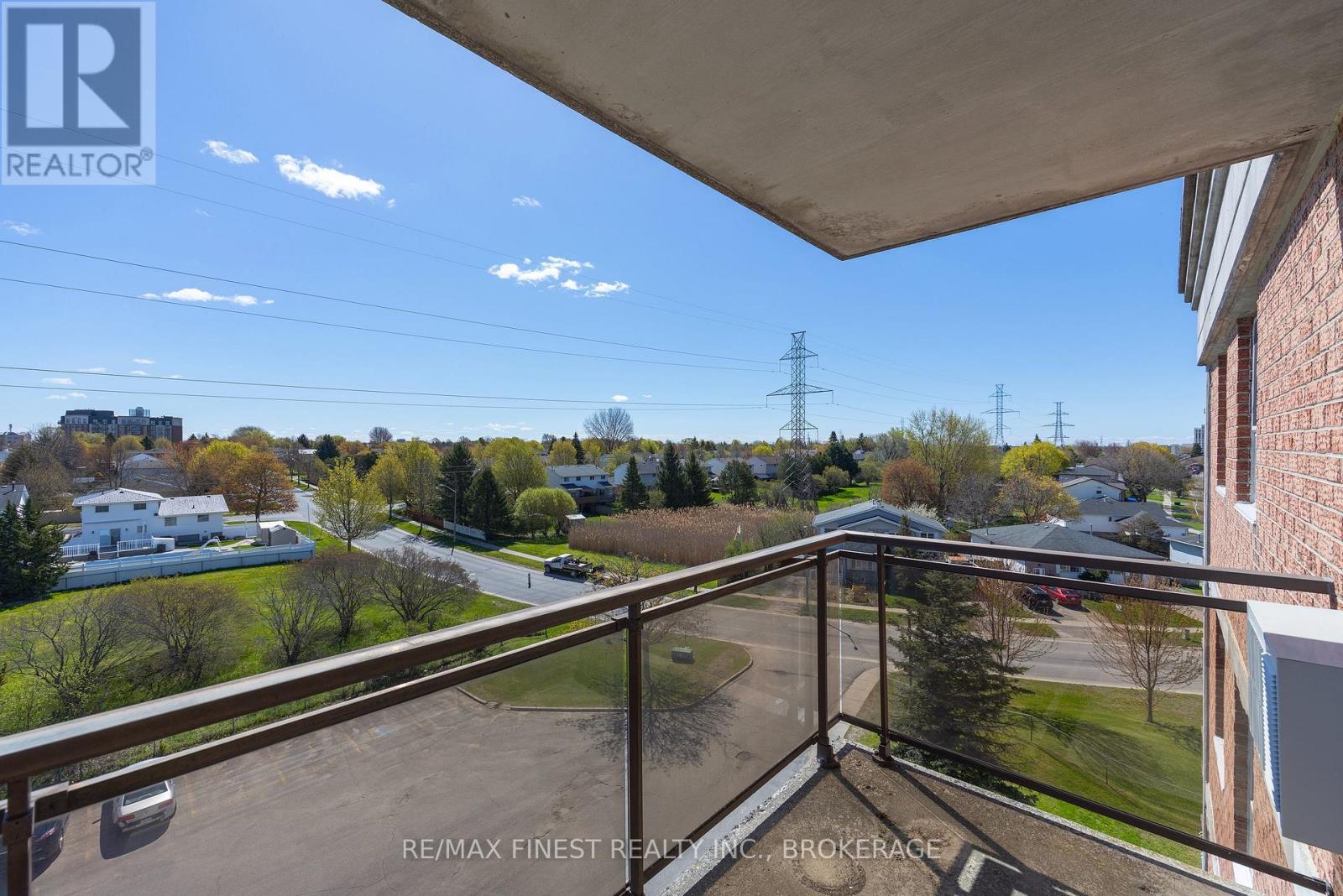 #610 745 DAVIS DRIVE - 28