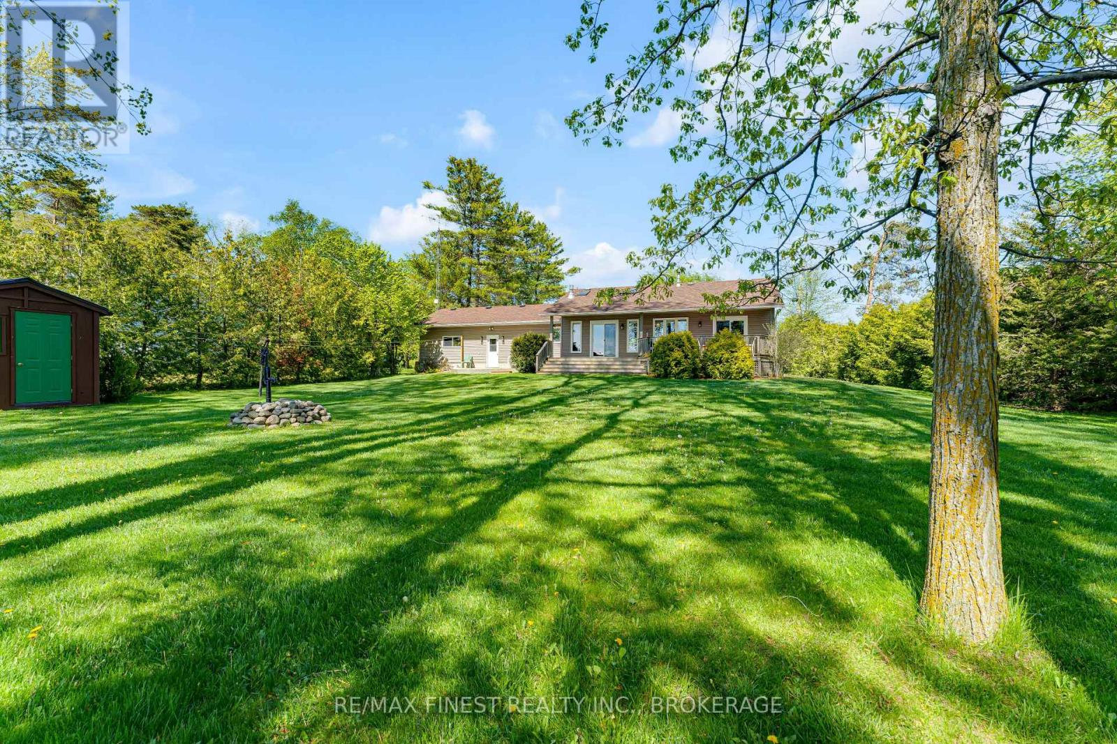 14 SUNSET LANE - 35
