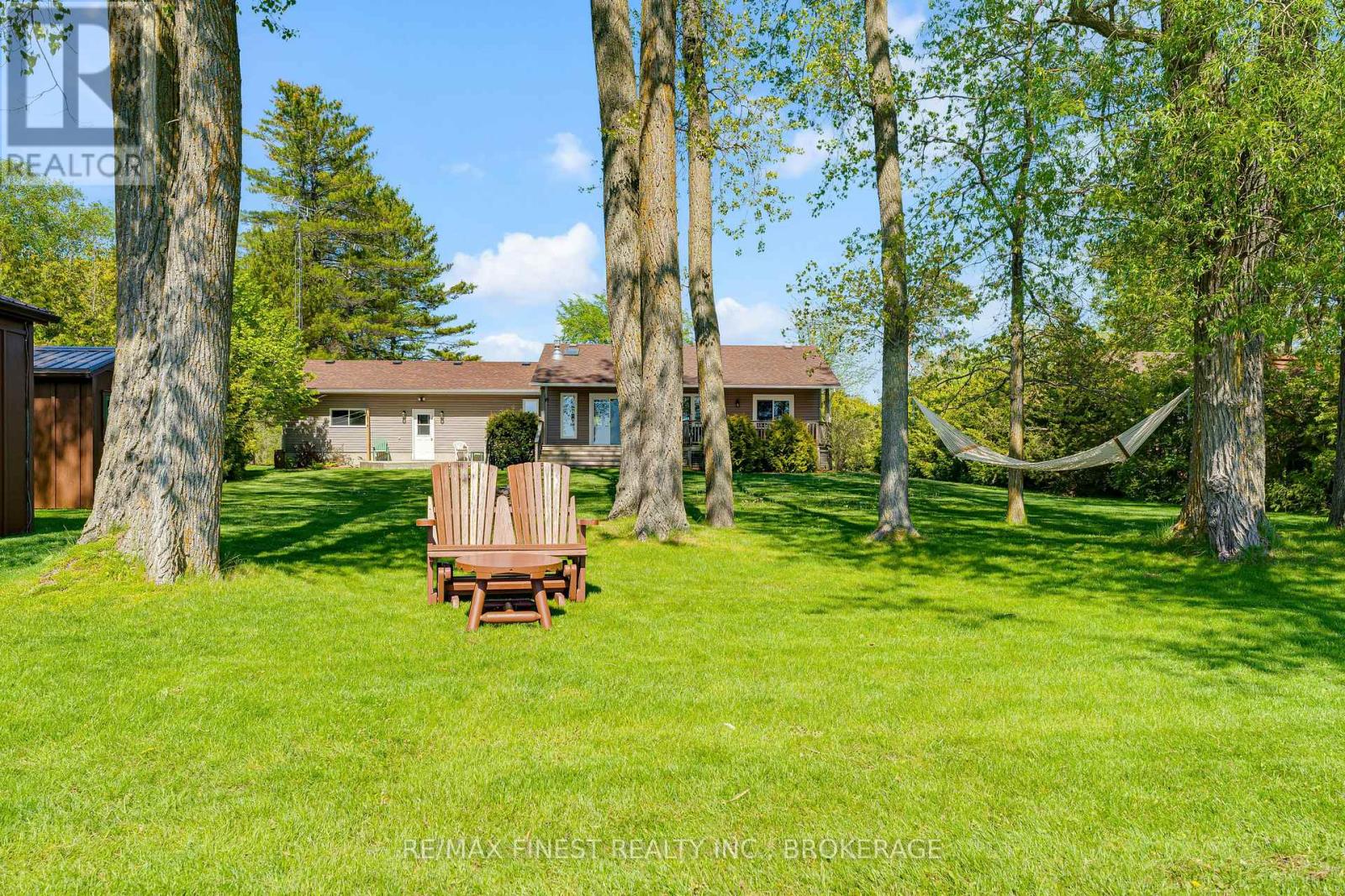 14 SUNSET LANE - 36