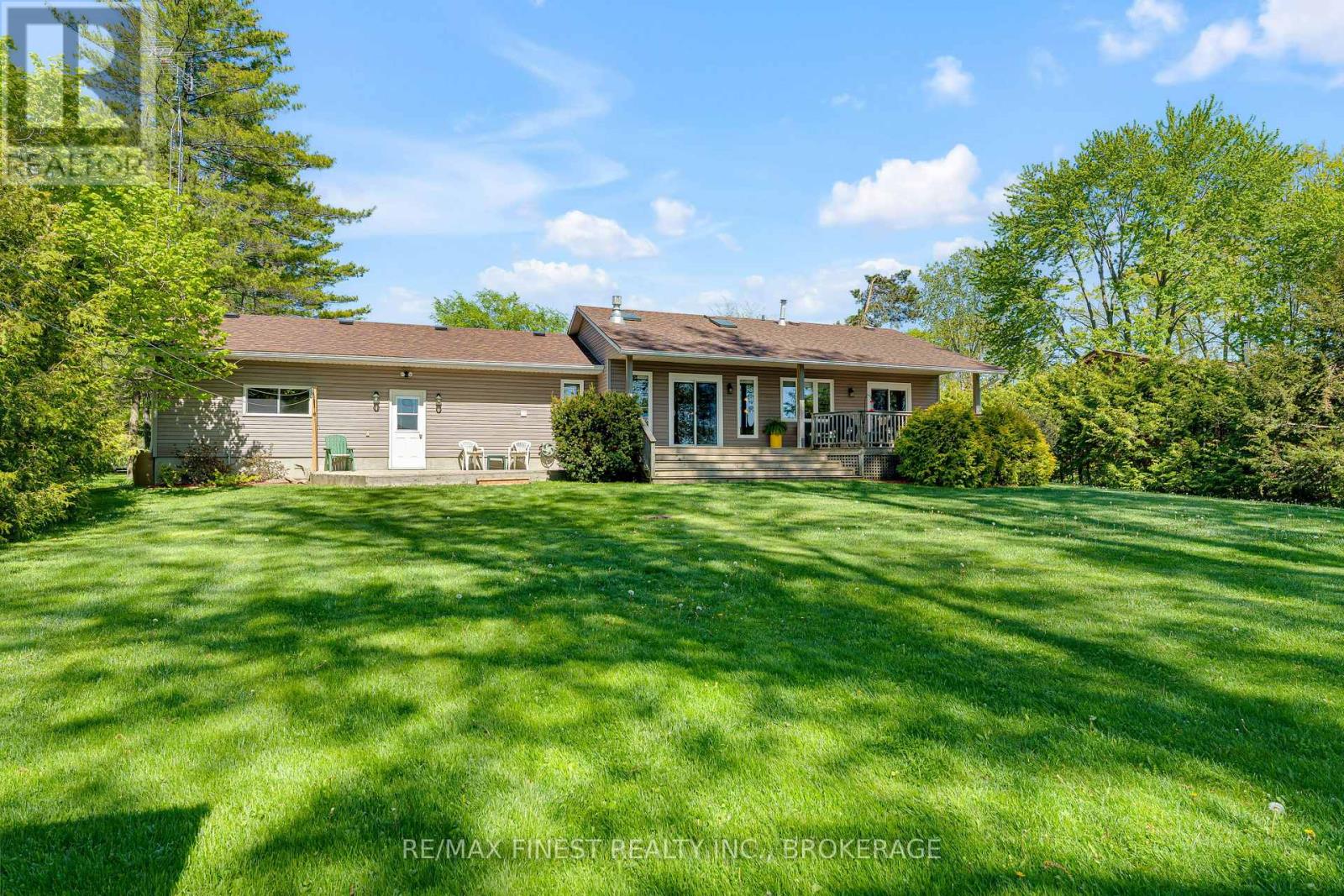 14 SUNSET LANE - 37