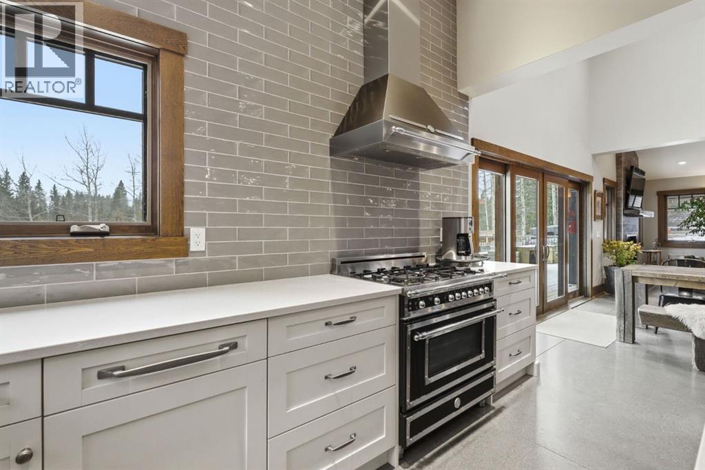 5443 Township Road 302 - 19