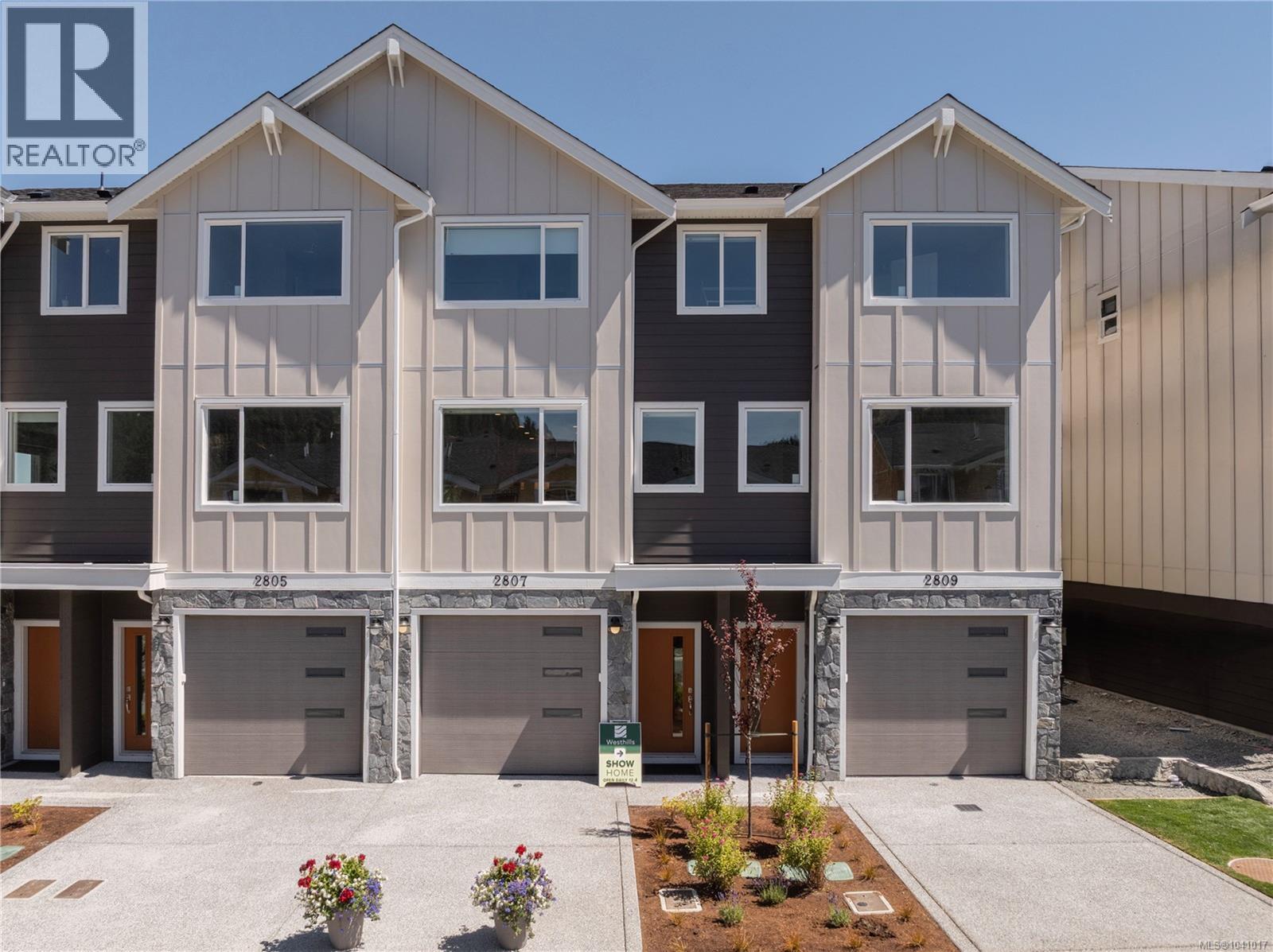 2862 Apex Close - 2