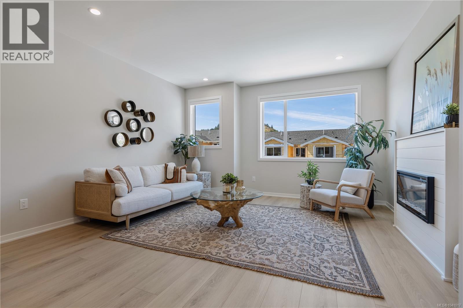 2862 Apex Close - 1