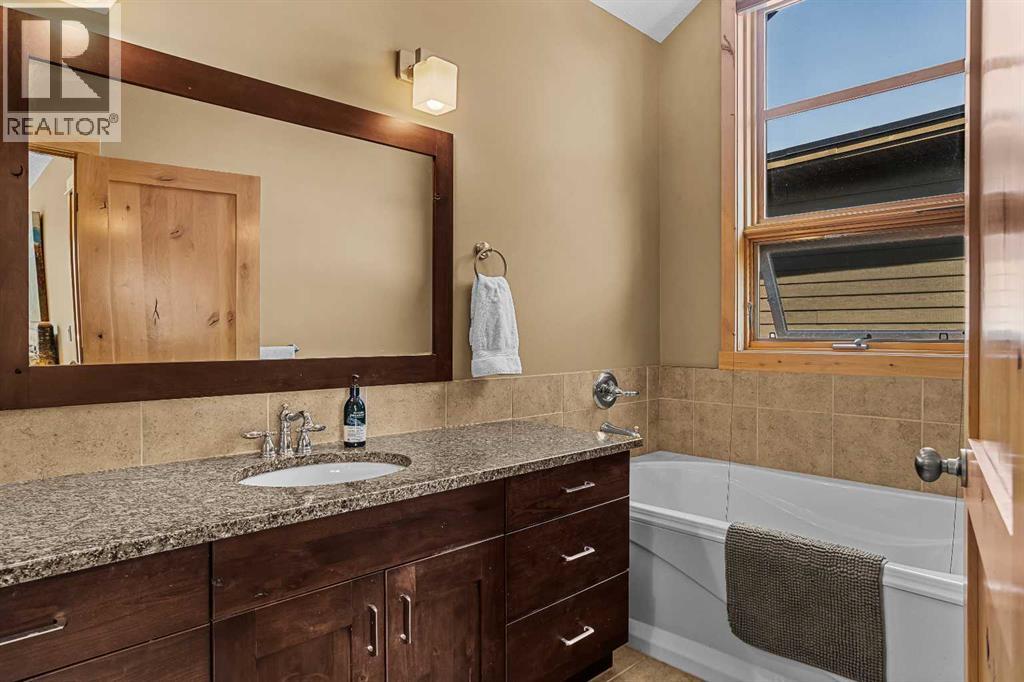 516 8th Avenue - 25