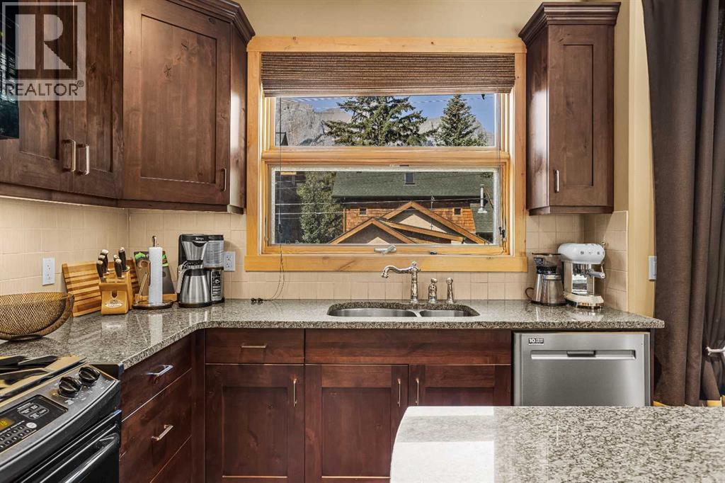 516 8th Avenue - 15