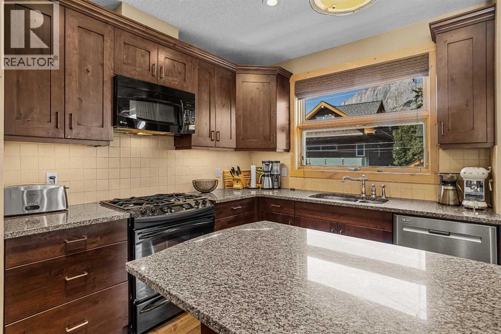 516 8th Avenue - 14