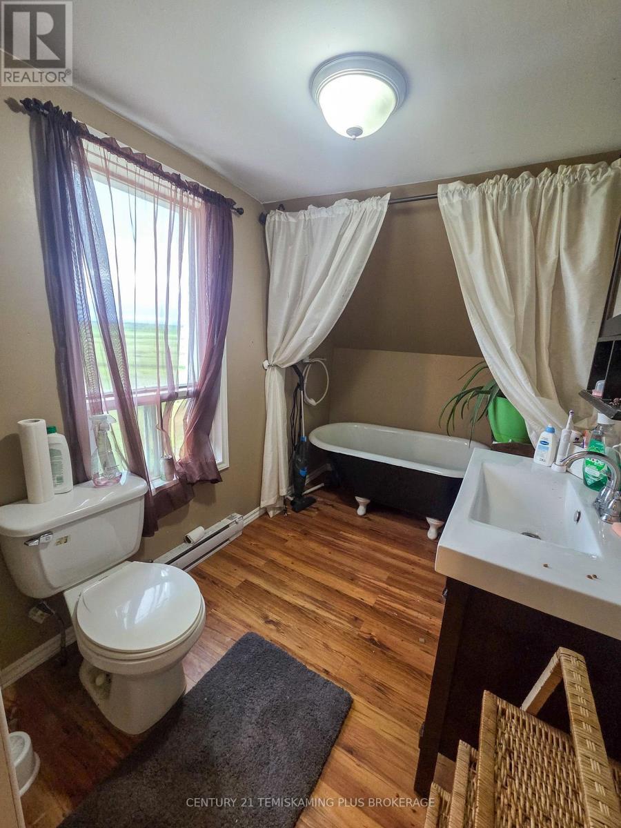 311096 HIGHWAY 571 - Image 21