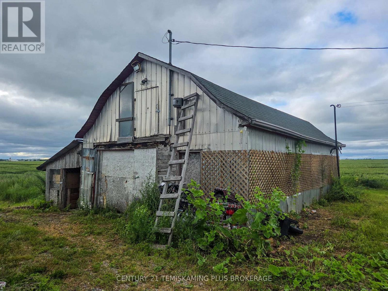 311096 HIGHWAY 571 - 39