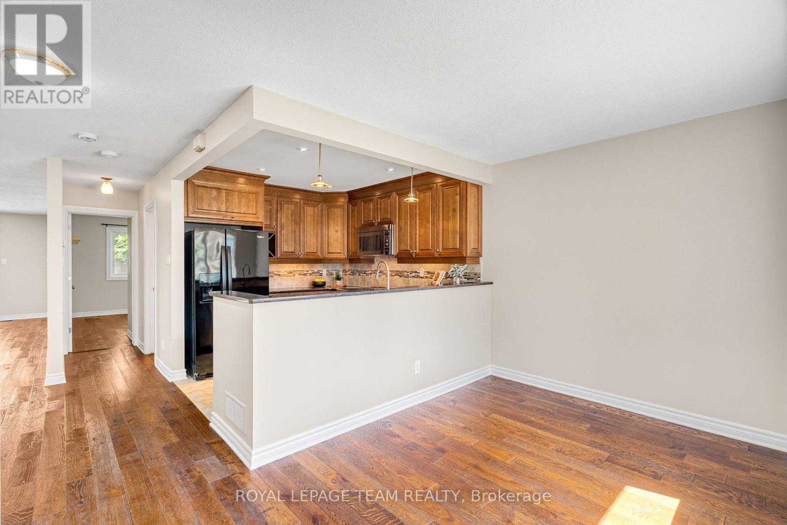 475 MELBOURNE AVENUE - Image 10